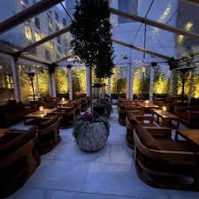 Discover the Perfect Cocktail Lounge Near Me: Where Atmosphere Meets Artistry