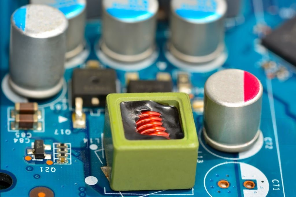 Power Factor Correction Capacitors in Canada: A Foundation for Safe